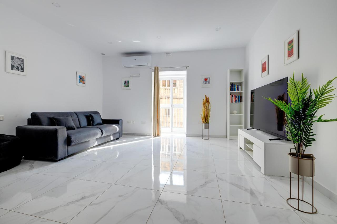 Modern Family Holiday Retreat In Gzira Sliema Esterno foto