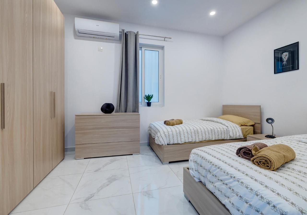 Modern Family Holiday Retreat In Gzira Sliema Esterno foto